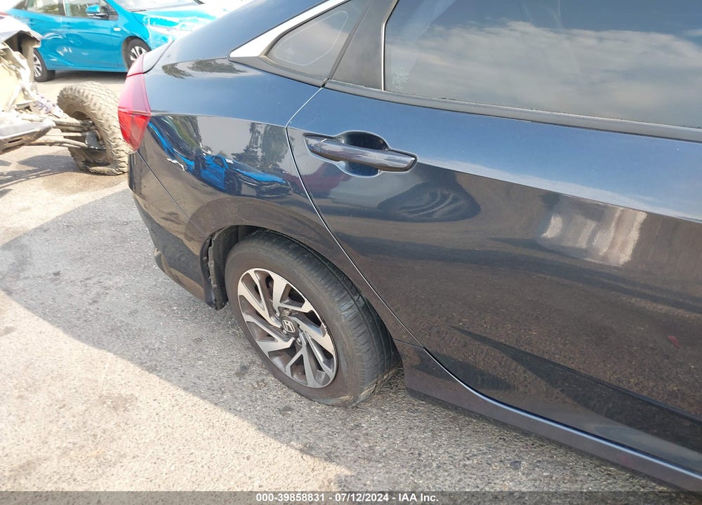 2017 HONDA CIVIC EX VIN: 19XFC2F74HE215031