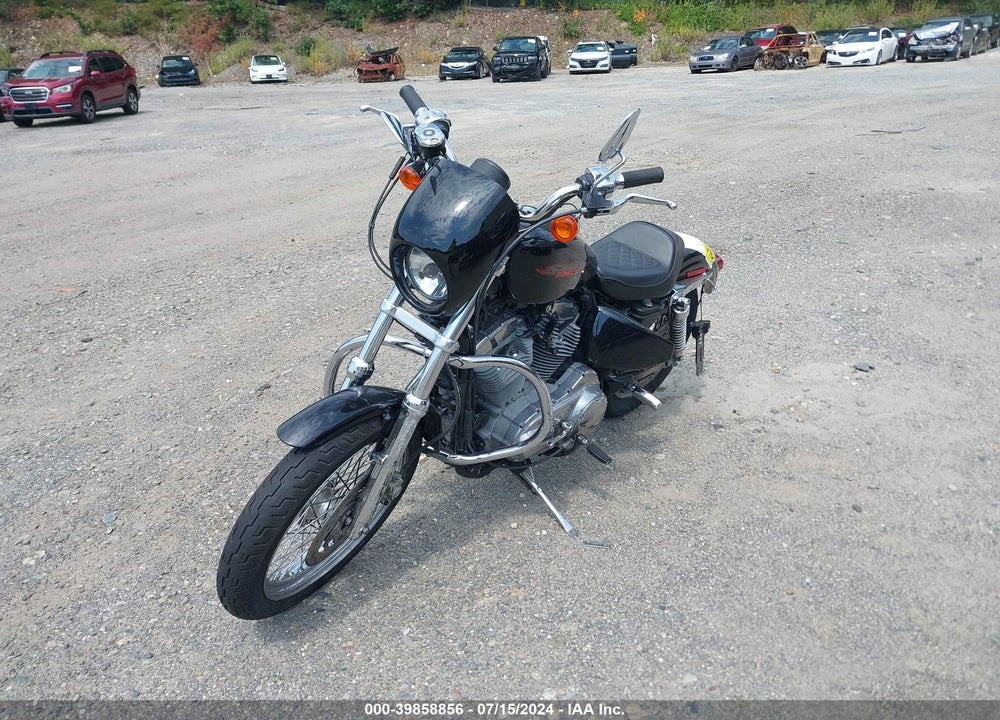 2006 HARLEY-DAVIDSON XL883 VIN: 1HD4CAM176K431870