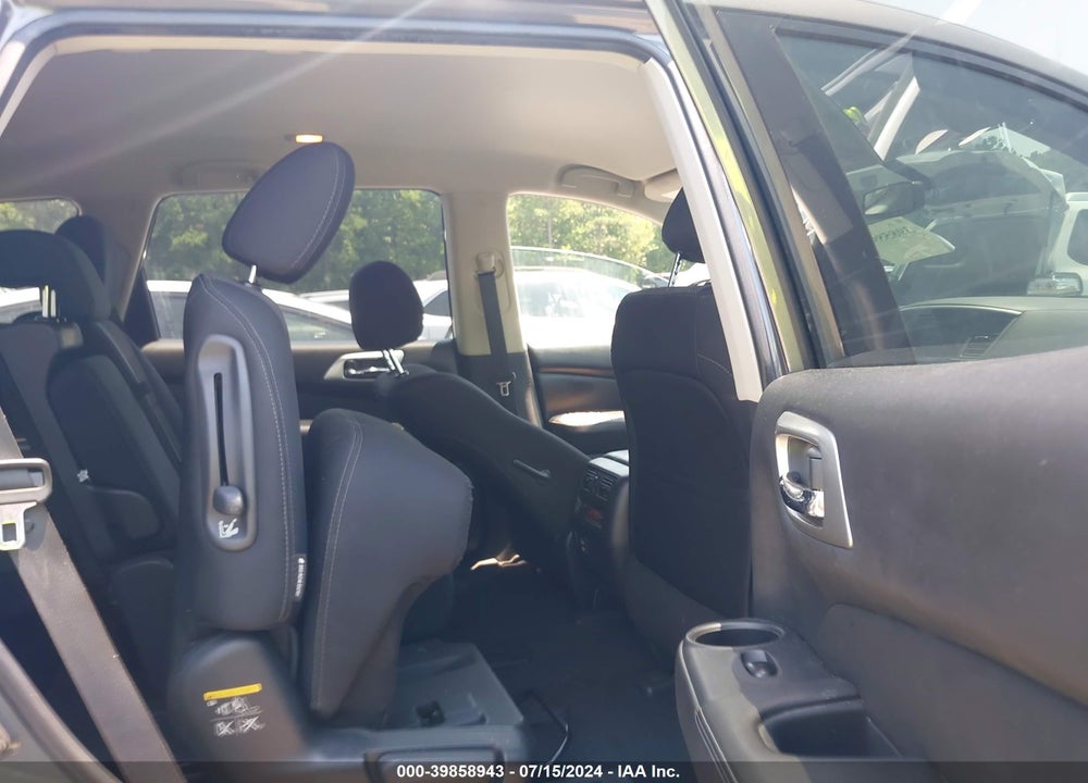 2018 NISSAN PATHFINDER SV VIN: 5N1DR2MNXJC671065