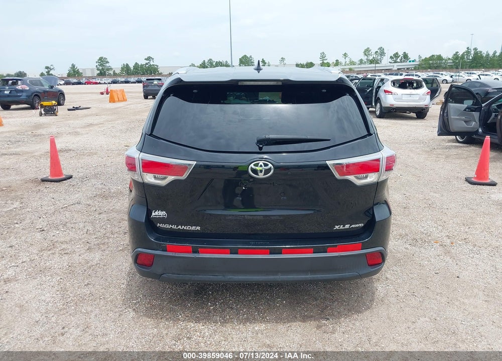 2016 TOYOTA HIGHLANDER XLE V6 VIN: 5TDJKRFH6GS336260