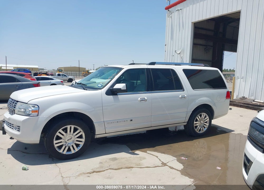2014 LINCOLN NAVIGATOR L VIN: 5LMJJ3J51EEL01909