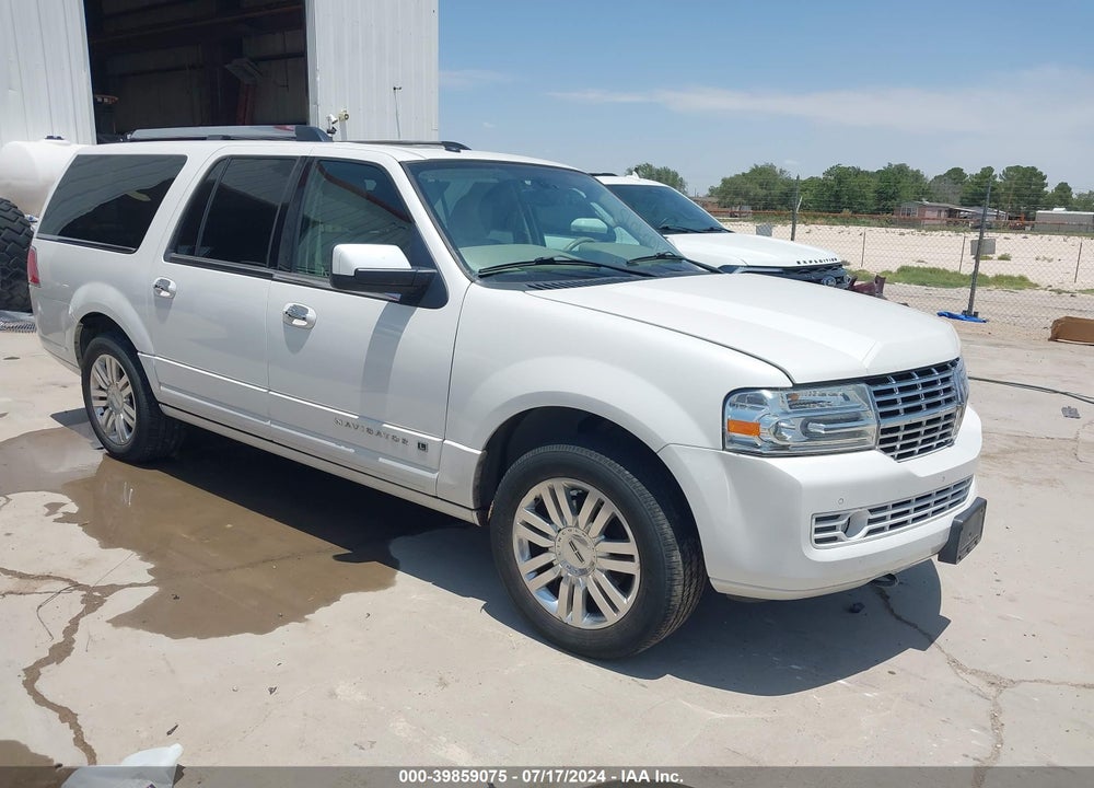 2014 LINCOLN NAVIGATOR L VIN: 5LMJJ3J51EEL01909