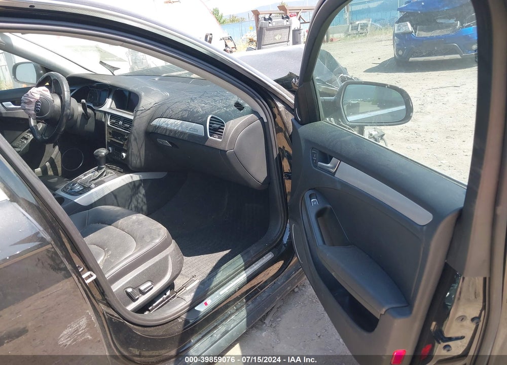 2016 AUDI A4 2.0T PREMIUM VIN: WAUFFAFL8GN010219