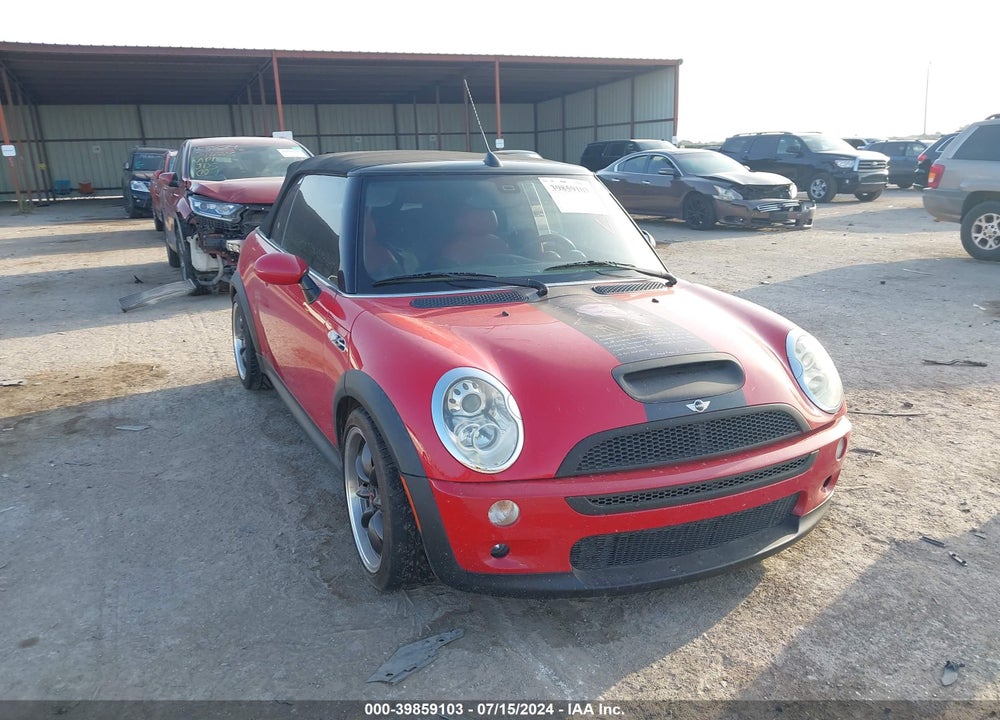 2005 MINI COOPER S VIN: WMWRH33585TF83643