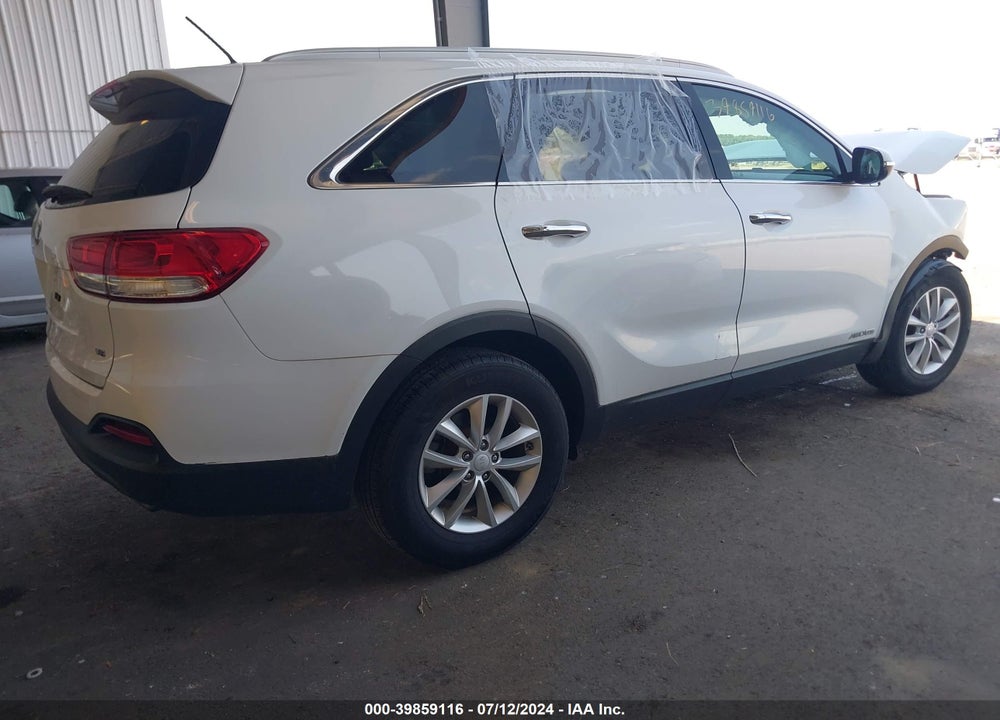 2017 KIA SORENTO 3.3L LX VIN: 5XYPGDA58HG335718