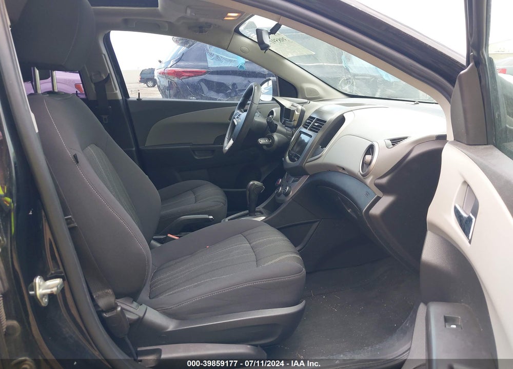 2014 CHEVROLET SONIC LT AUTO VIN: 1G1JC6SB7E4152847