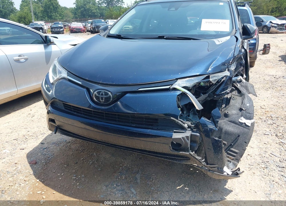 2018 TOYOTA RAV4 LE VIN: JTMZFREV4JJ723621