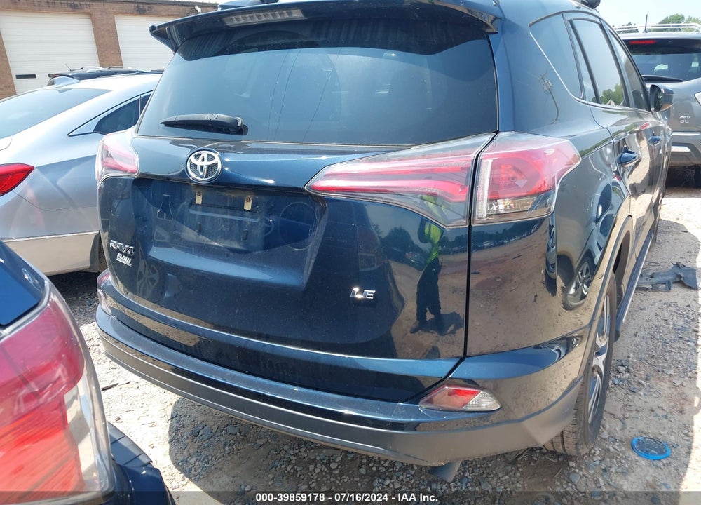2018 TOYOTA RAV4 LE VIN: JTMZFREV4JJ723621