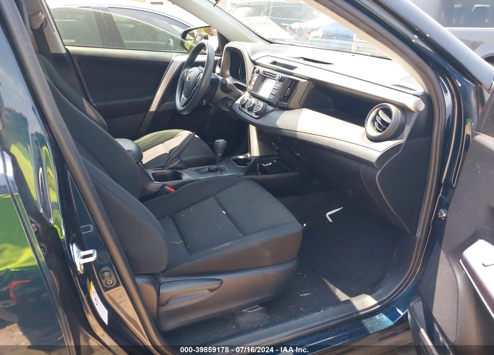 2018 TOYOTA RAV4 LE VIN: JTMZFREV4JJ723621