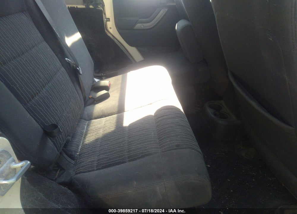 2011 JEEP WRANGLER UNLIMITED SPORT VIN: 1J4BA3H17BL525055