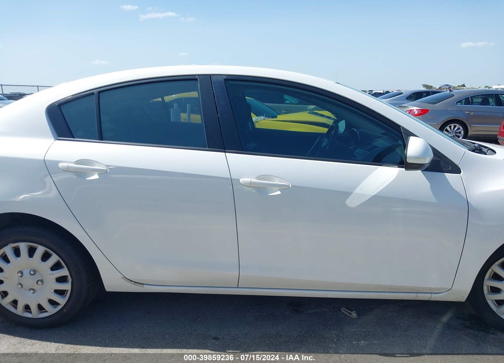 2013 MAZDA 3 I SPORT VIN: JM1BL1UP9D1823197