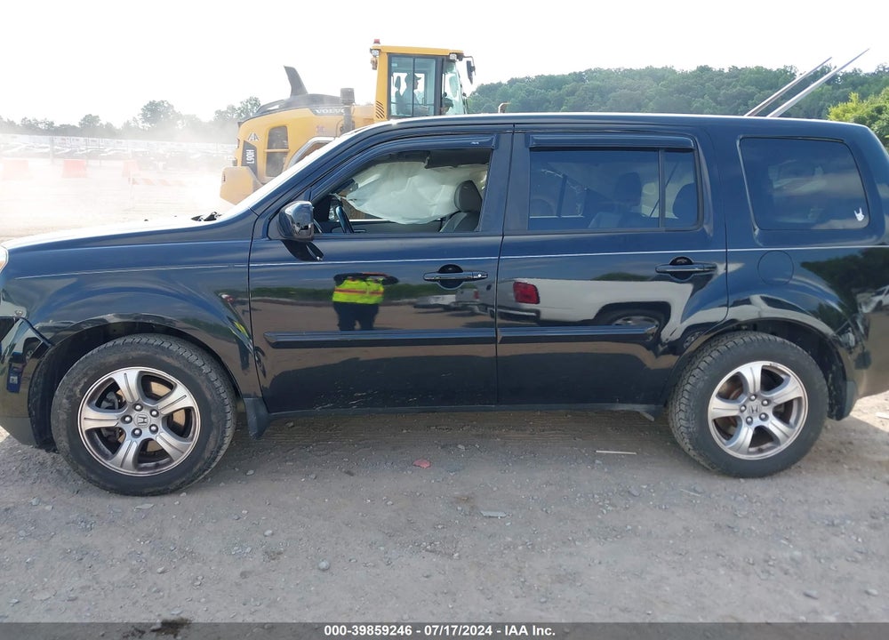 2012 HONDA PILOT EX-L VIN: 5FNYF4H53CB073555