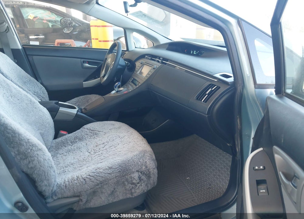 2015 TOYOTA PRIUS TWO VIN: JTDKN3DU3F1896192