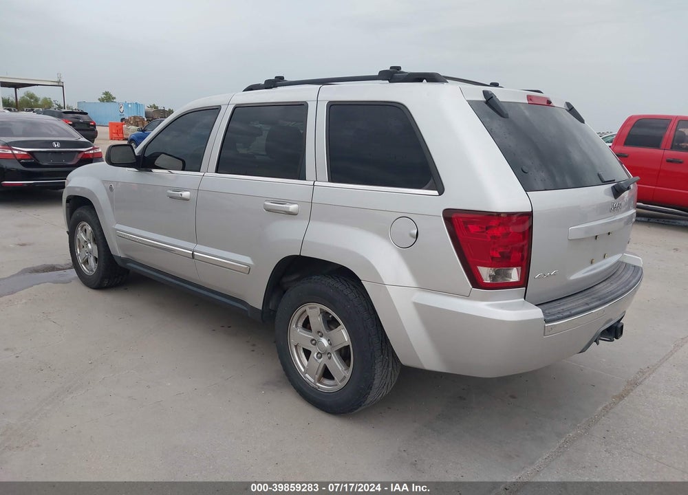 2005 JEEP GRAND CHEROKEE VIN: 1J8HR58N15C617637