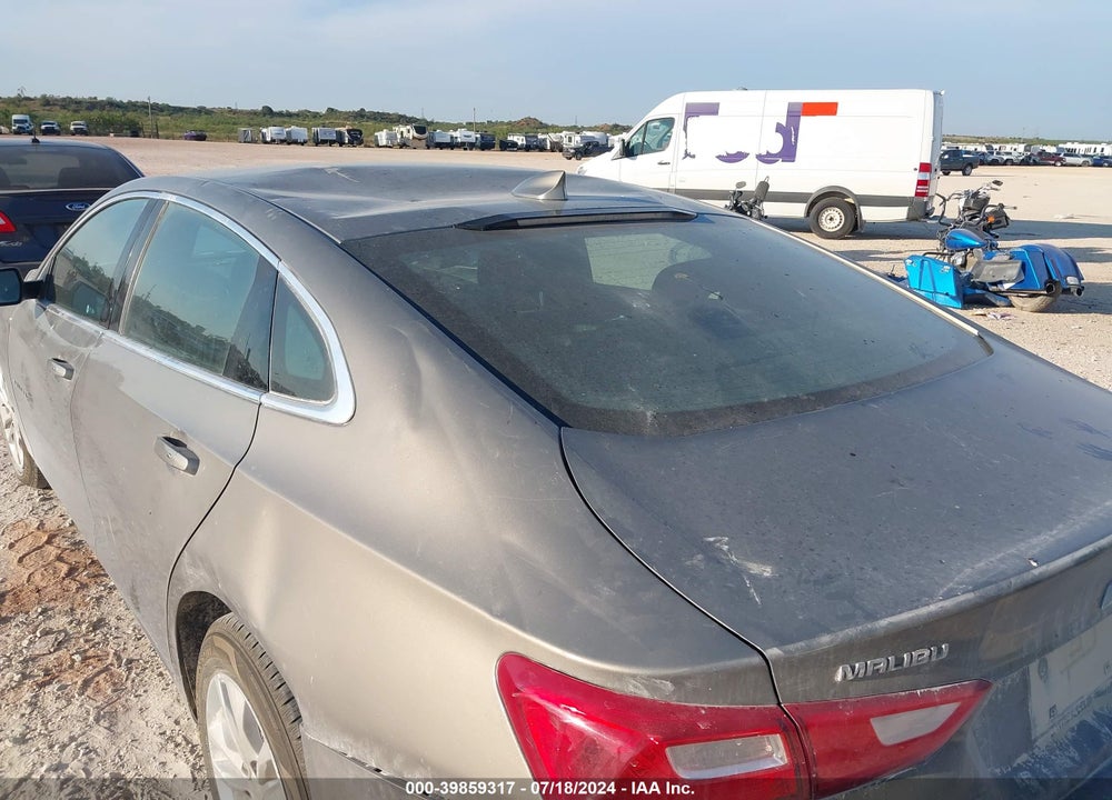 2018 CHEVROLET MALIBU LT VIN: 1G1ZD5ST8JF184840