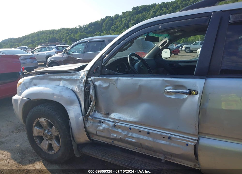 2007 TOYOTA 4RUNNER SR5 V6 VIN: JTEBU14R370128458