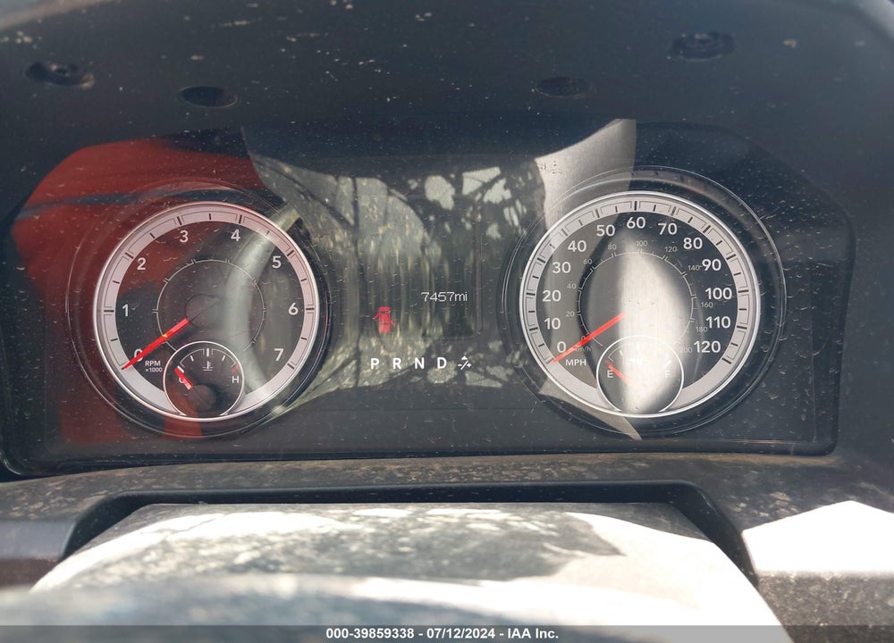 2024 RAM 1500 CLASSIC SLT QUAD CAB 4X2 6'4 BOX VIN: 1C6RR6GG5RS122901