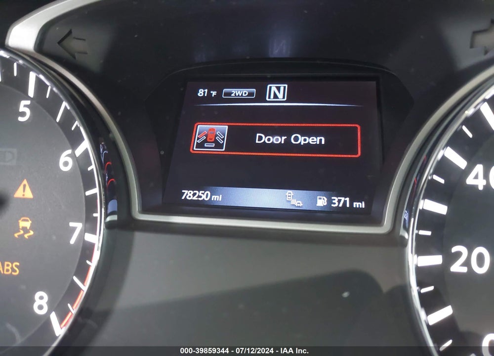 2018 NISSAN PATHFINDER PLATINUM VIN: 5N1DR2MM8JC635690