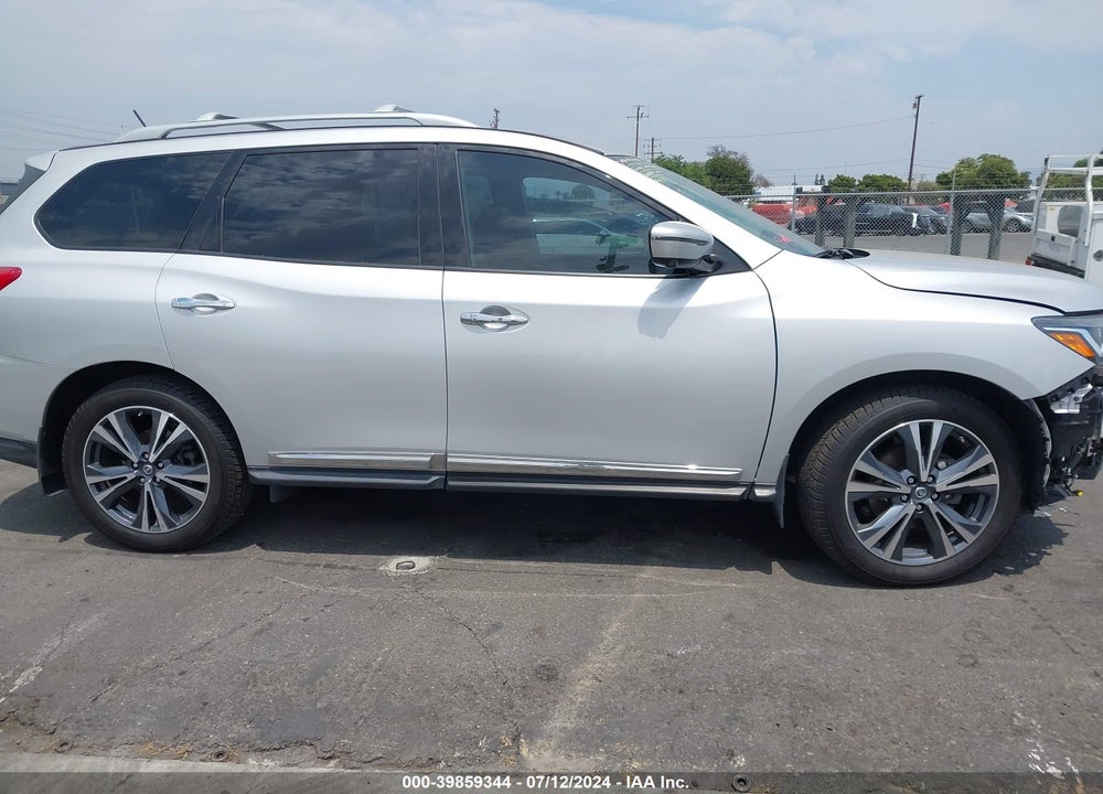 2018 NISSAN PATHFINDER PLATINUM VIN: 5N1DR2MM8JC635690