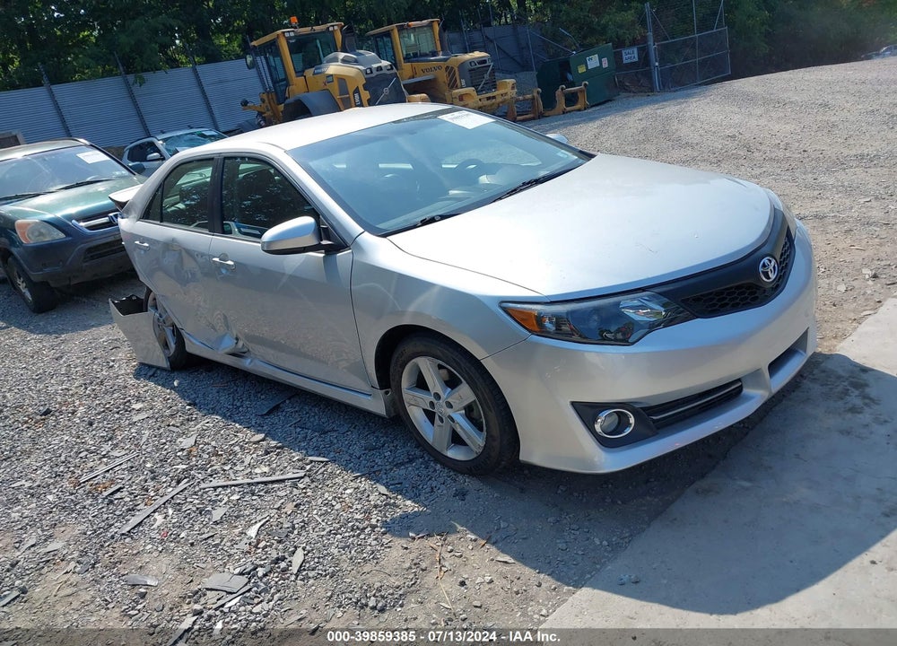 2012 TOYOTA CAMRY SE VIN: 4T1BF1FK8CU194033