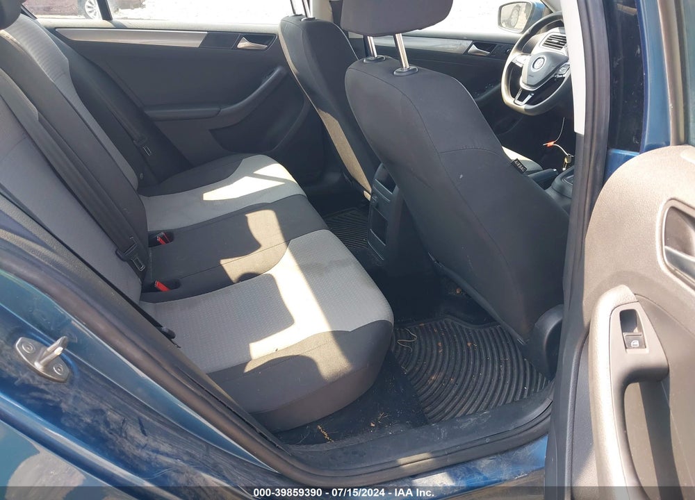 2018 VOLKSWAGEN JETTA 1.4T S VIN: 3VW2B7AJXJM258752