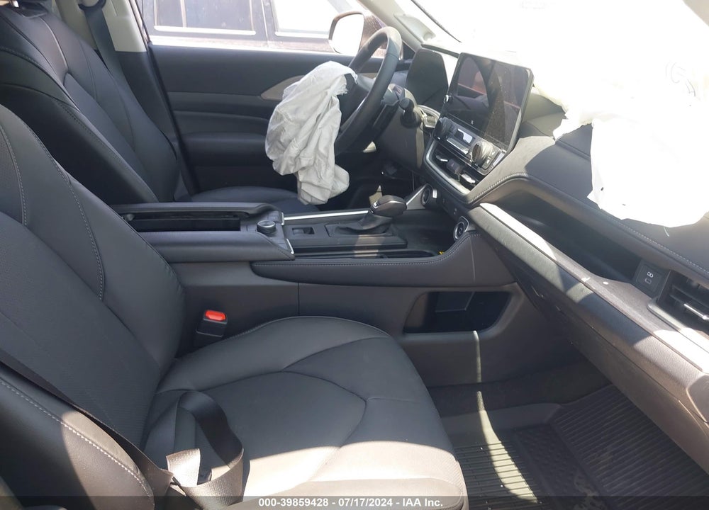 2024 TOYOTA GRAND HIGHLANDER PLATINUM VIN: 5TDAAAB50RS055154
