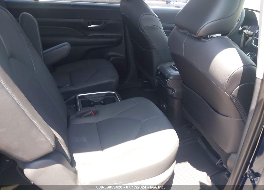 2024 TOYOTA GRAND HIGHLANDER PLATINUM VIN: 5TDAAAB50RS055154