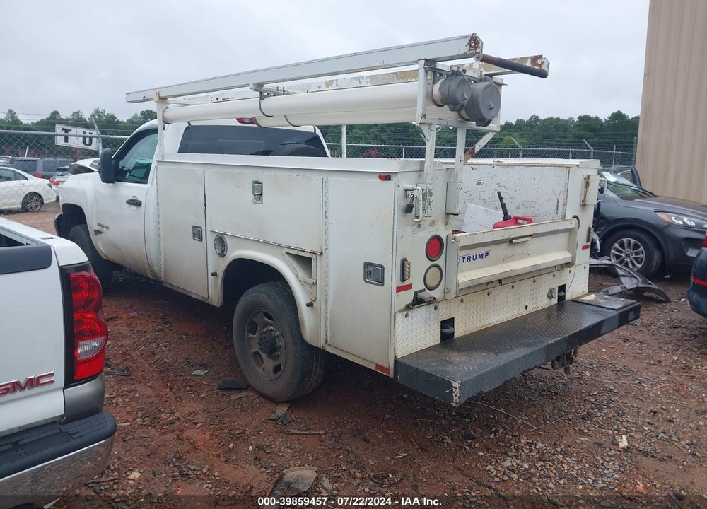 2011 CHEVROLET SILVERADO 2500HD WORK TRUCK VIN: 1GB0CVCG3BF224381