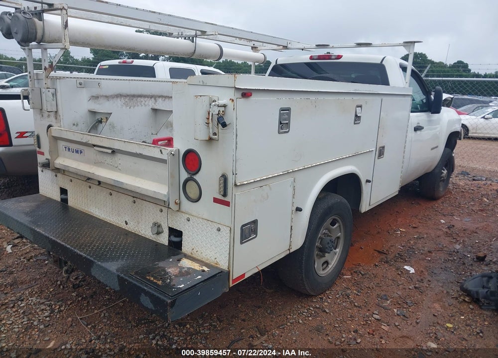 2011 CHEVROLET SILVERADO 2500HD WORK TRUCK VIN: 1GB0CVCG3BF224381