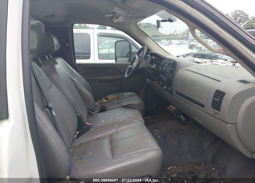 2011 CHEVROLET SILVERADO 2500HD WORK TRUCK VIN: 1GB0CVCG3BF224381