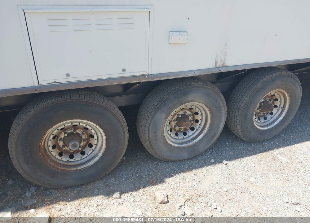 1997 UNIVERSAL TRAILER VIN: 1U9T10U35V1016028