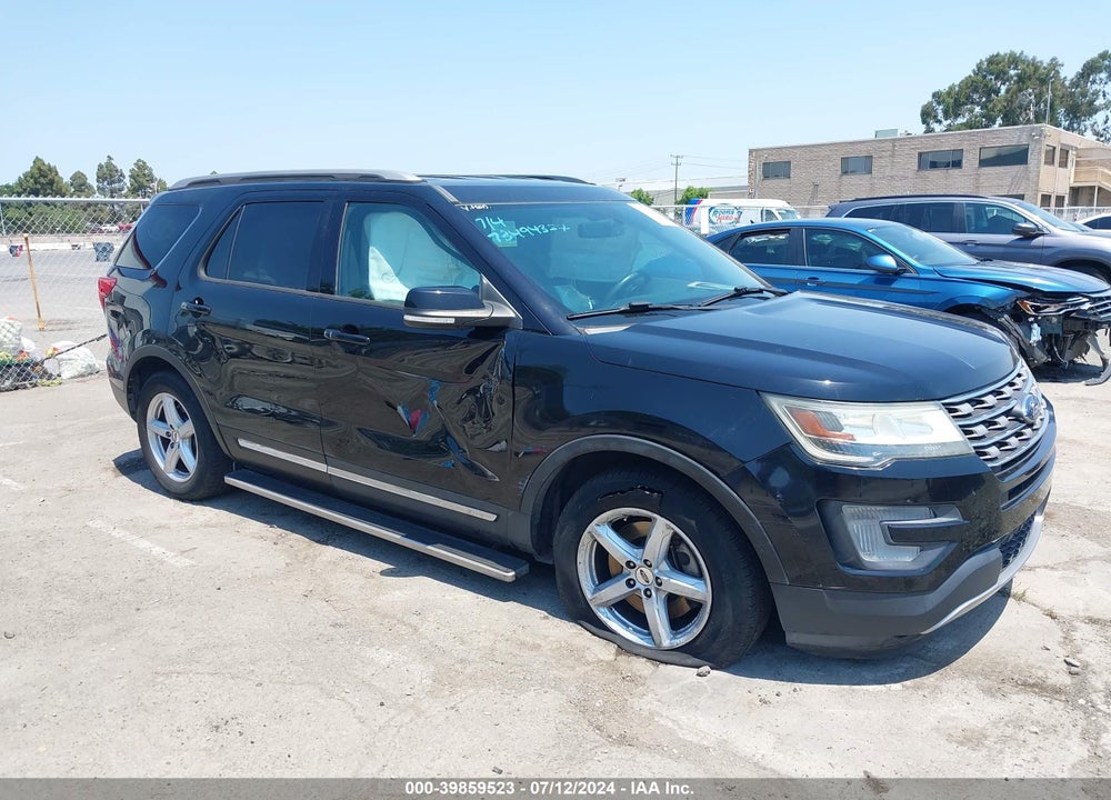 2017 FORD EXPLORER XLT VIN: 1FM5K7D87HGC88557