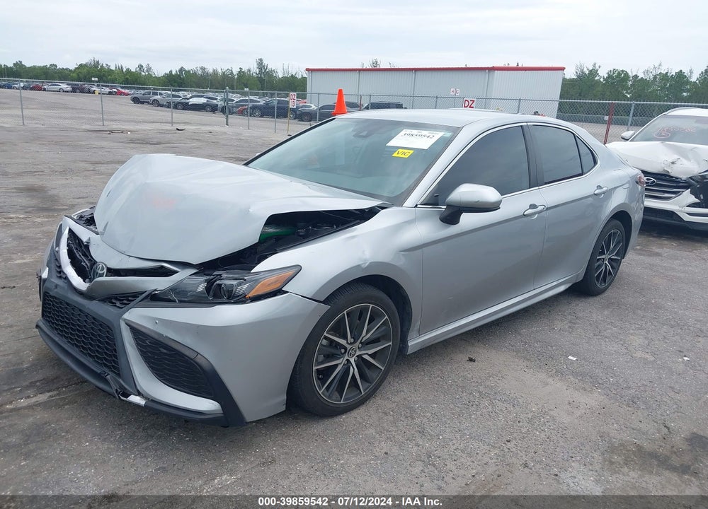 2021 TOYOTA CAMRY SE VIN: 4T1G11AK3MU569386