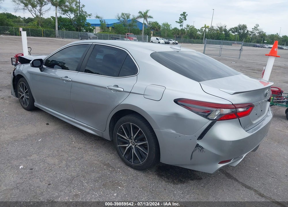 2021 TOYOTA CAMRY SE VIN: 4T1G11AK3MU569386