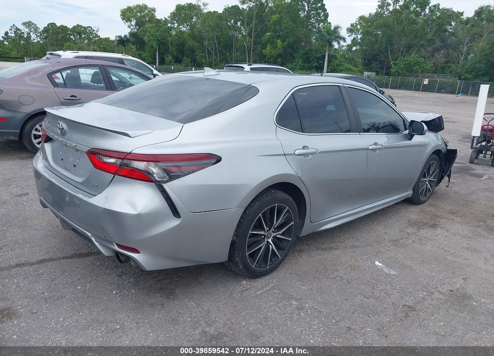 2021 TOYOTA CAMRY SE VIN: 4T1G11AK3MU569386