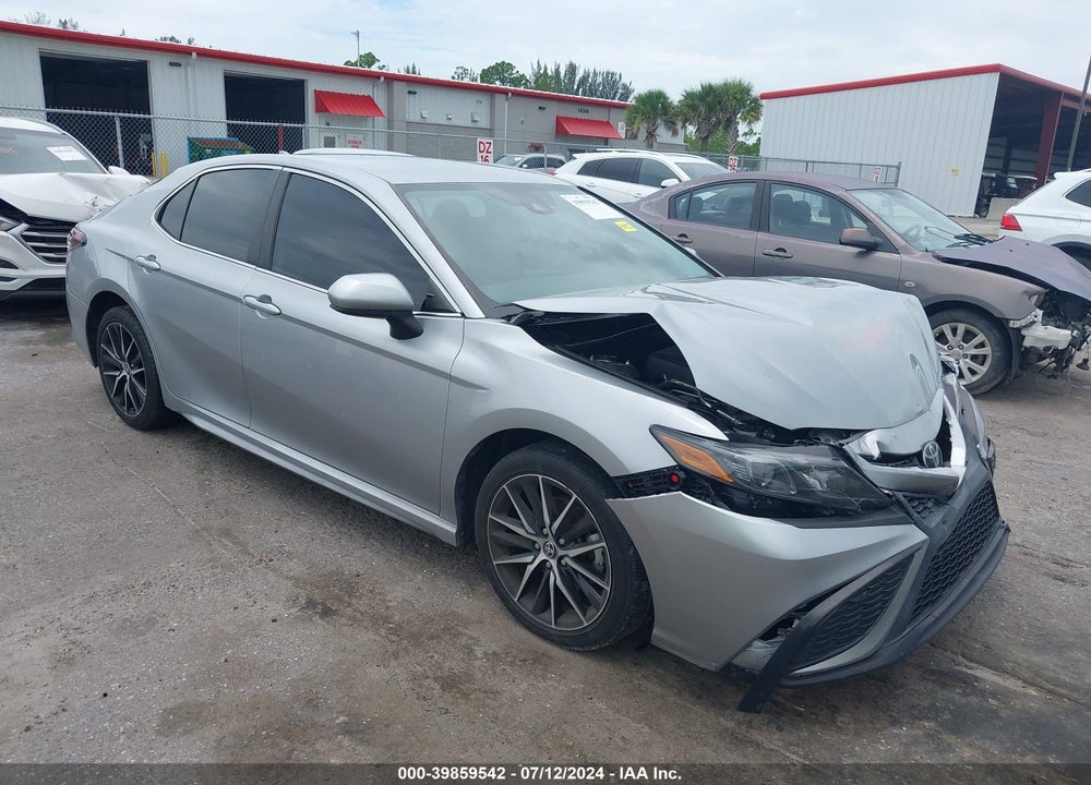 2021 TOYOTA CAMRY SE VIN: 4T1G11AK3MU569386