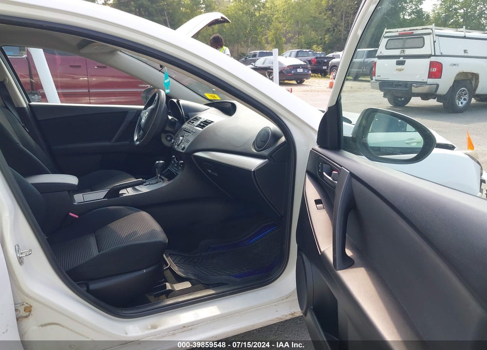 2013 MAZDA 3 I SPORT VIN: JM1BL1UP0D1824397