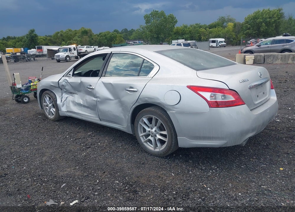 2010 NISSAN MAXIMA 3.5 S VIN: 1N4AA5AP7AC818647