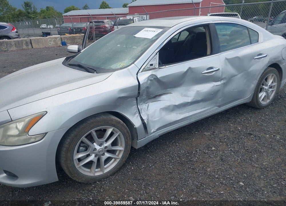 2010 NISSAN MAXIMA 3.5 S VIN: 1N4AA5AP7AC818647