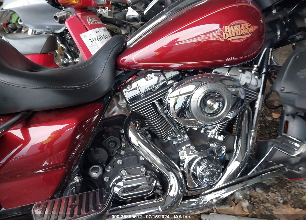 2010 HARLEY-DAVIDSON FLHTC VIN: 1HD1FF419AB643413