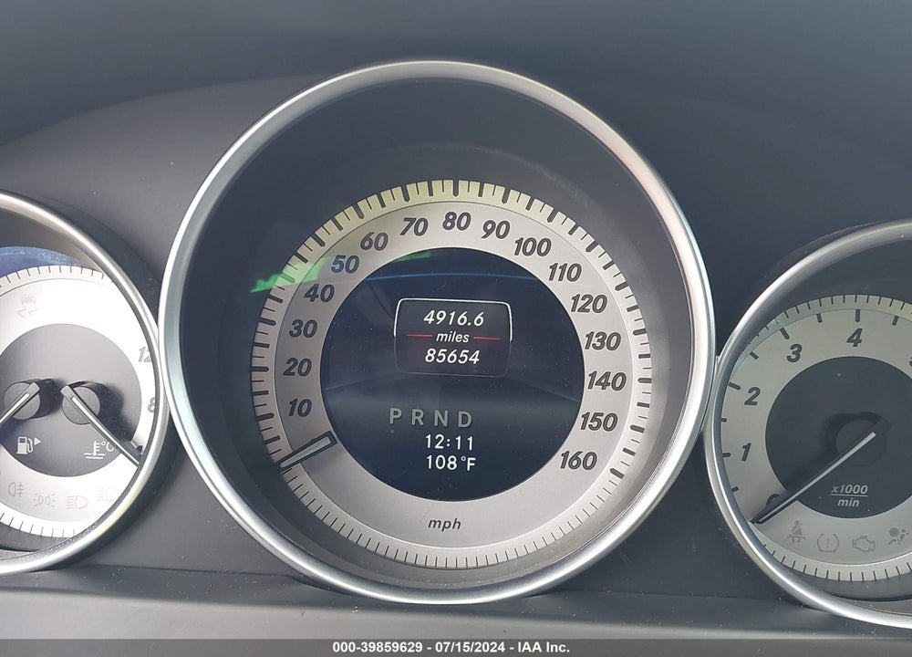 2015 MERCEDES-BENZ C 250 VIN: WDDGJ4HB3FG438106