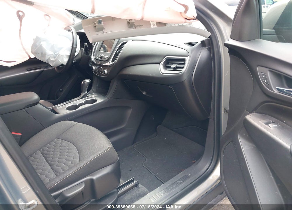 2019 CHEVROLET EQUINOX LT VIN: 3GNAXUEV1KS525065