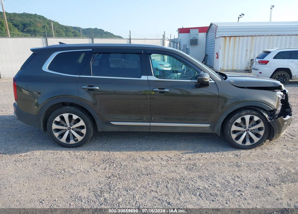 2020 KIA TELLURIDE S VIN: 5XYP6DHC7LG083234