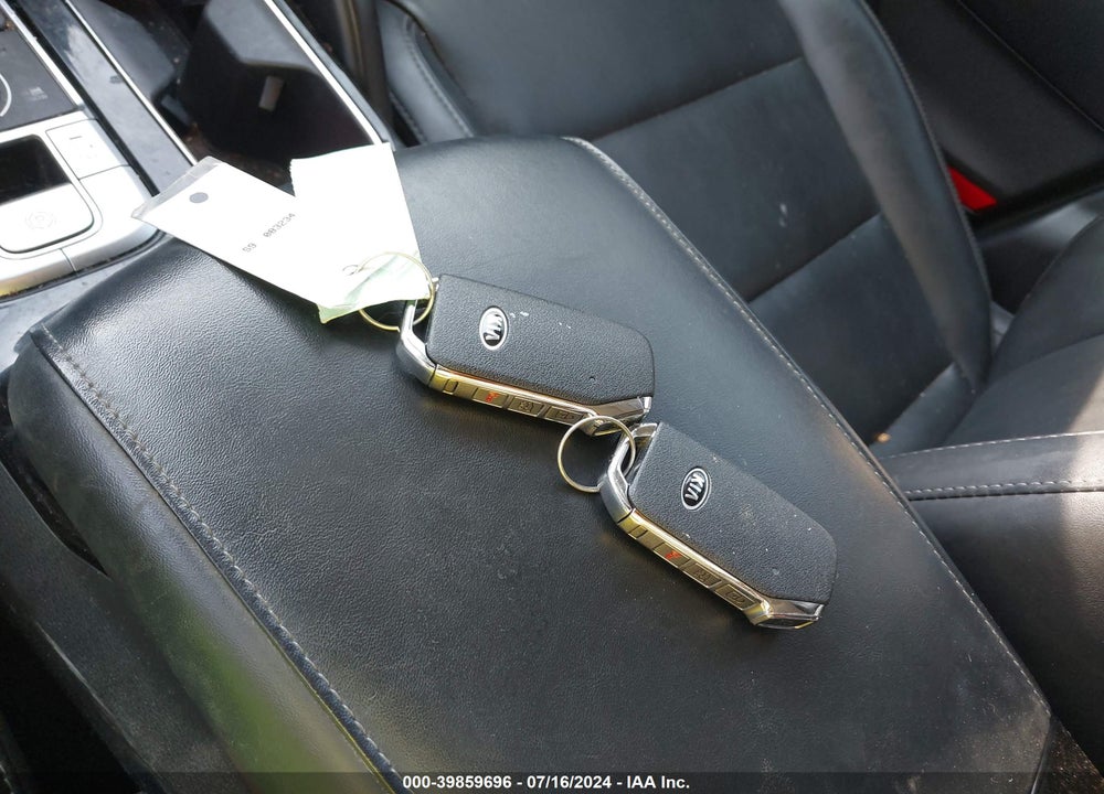2020 KIA TELLURIDE S VIN: 5XYP6DHC7LG083234