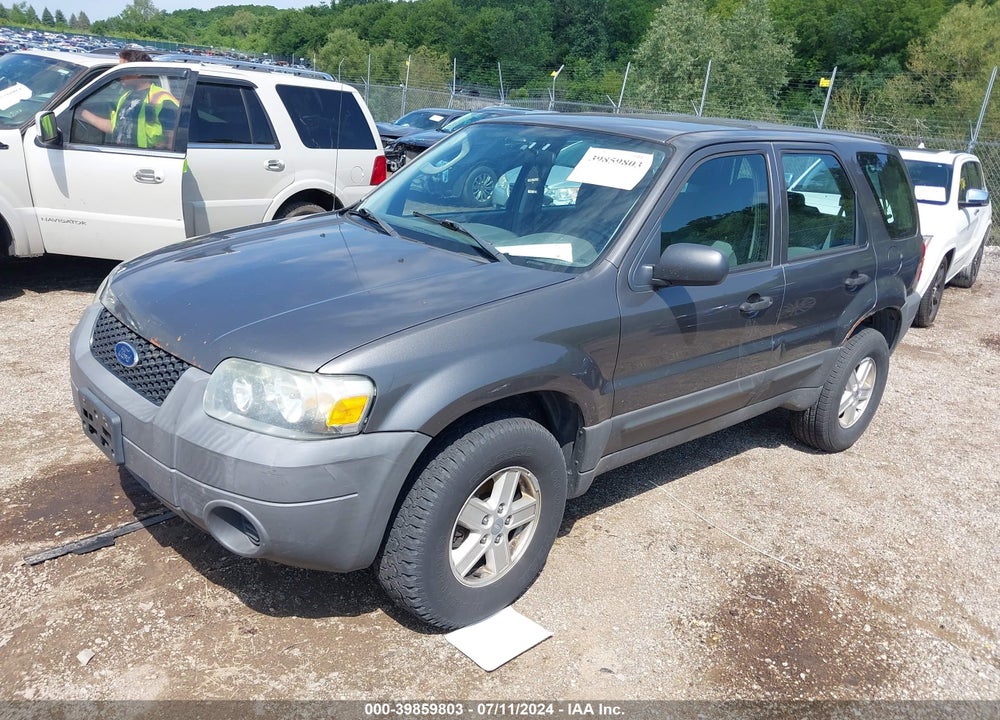 2005 FORD ESCAPE XLS VIN: 1FMYU02Z75DA22155