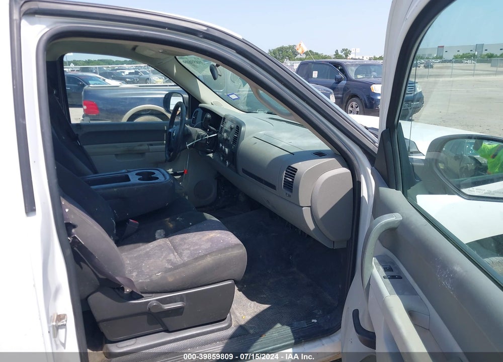 2010 CHEVROLET SILVERADO 1500 WORK TRUCK VIN: 1GCPCPE0XAZ268638