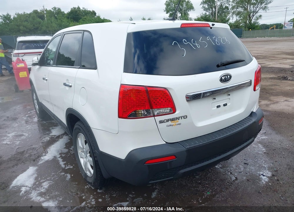 2012 KIA SORENTO LX VIN: 5XYKT4A19CG216037