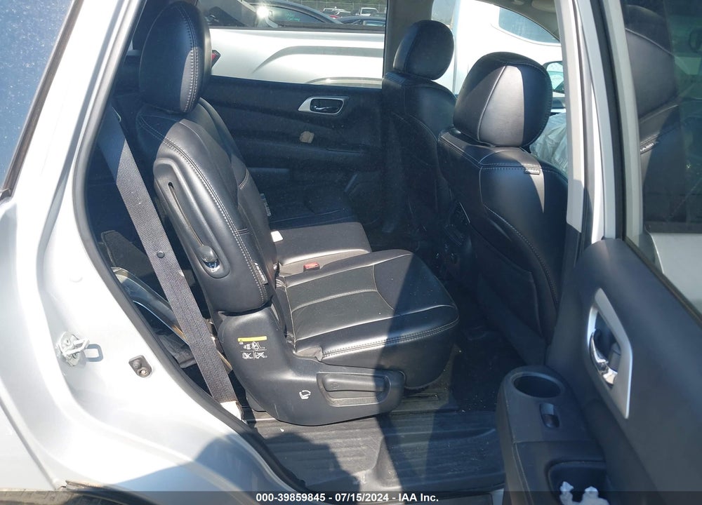 2018 NISSAN PATHFINDER SL VIN: 5N1DR2MN7JC650576