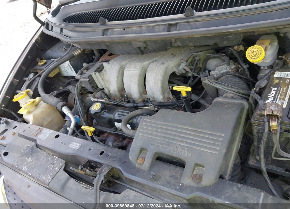 2000 CHRYSLER TOWN & COUNTRY LX VIN: 1C4GP44G2YB548509