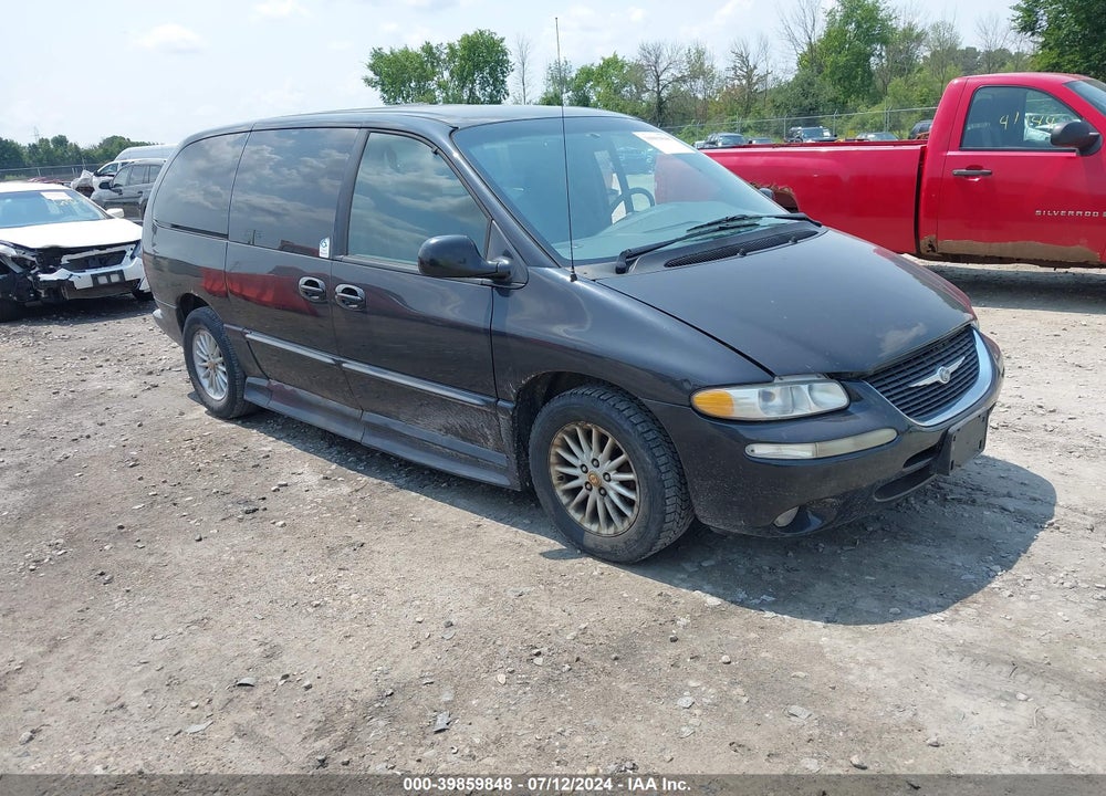 2000 CHRYSLER TOWN & COUNTRY LX VIN: 1C4GP44G2YB548509